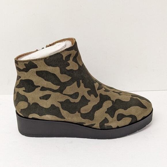 Lucky Brand Karmeya Ankle Boots, Green Camo, Women's 6 M - Picture 2 of 7
